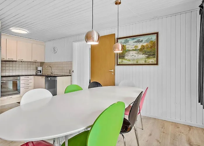 Tatil Evi 1421-aakirkeby-poseregardsvejen-4 Vester Somarken
