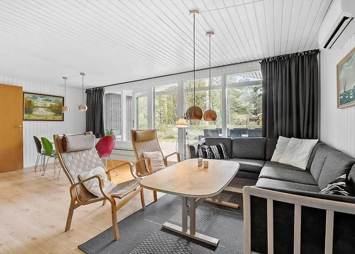 1421-aakirkeby-poseregardsvejen-4 * Vester Somarken